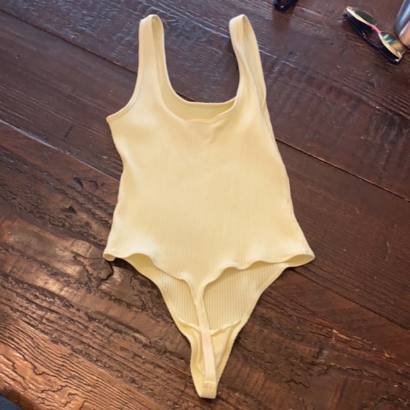 Yellow Wilfred bodysuit - Picture 3 of 5